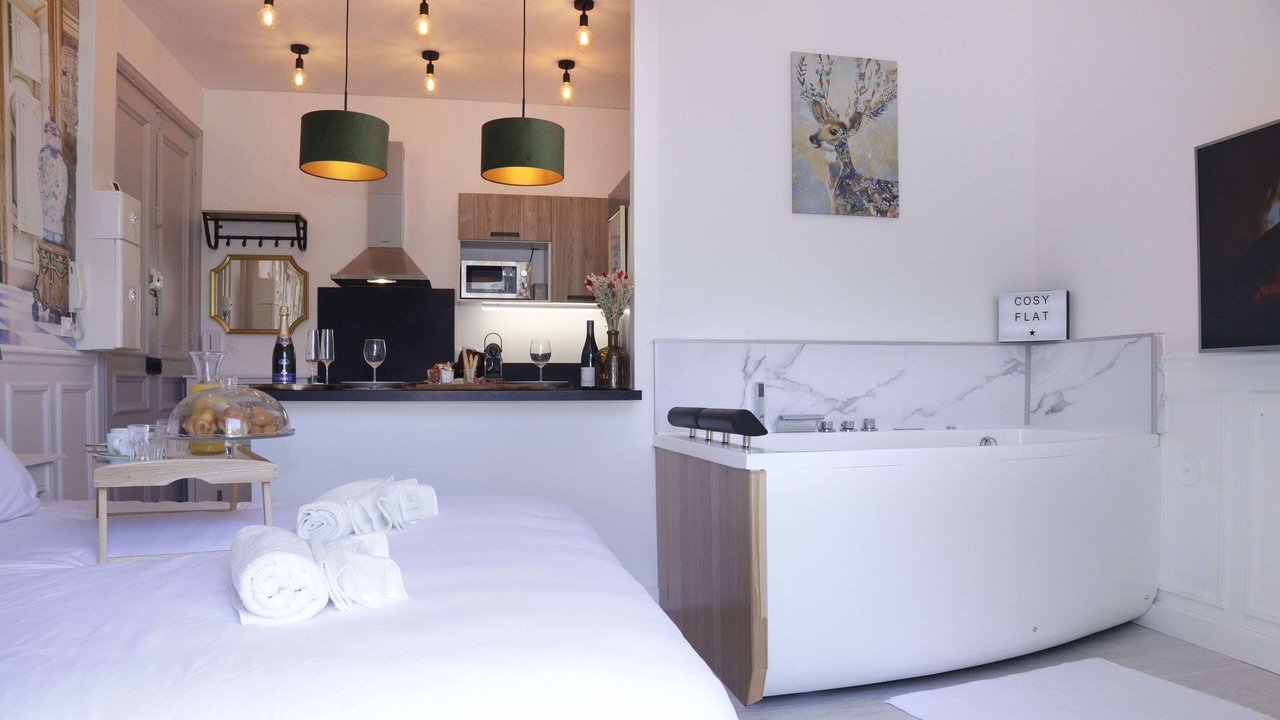 Photo of Bedroom in Senlis