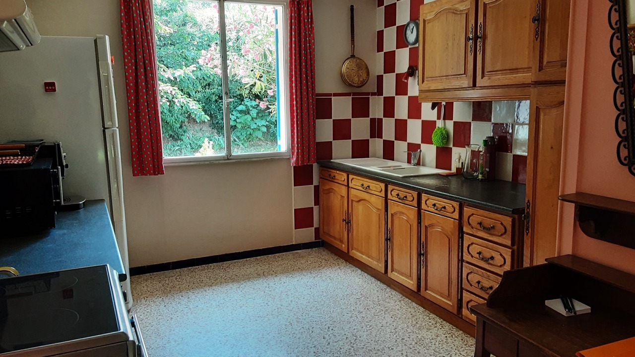 Photo of Kitchen in Saint-Julien-de-Peyrolas