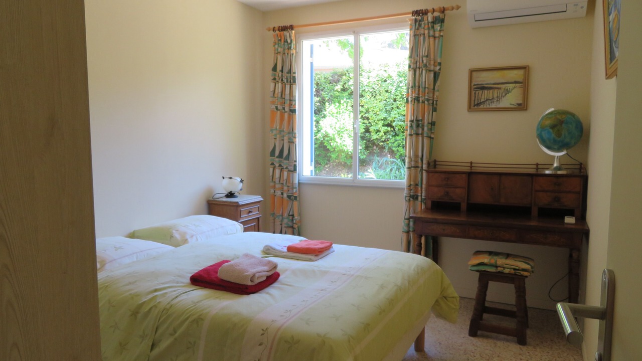 Photo of Bedroom in Saint-Julien-de-Peyrolas