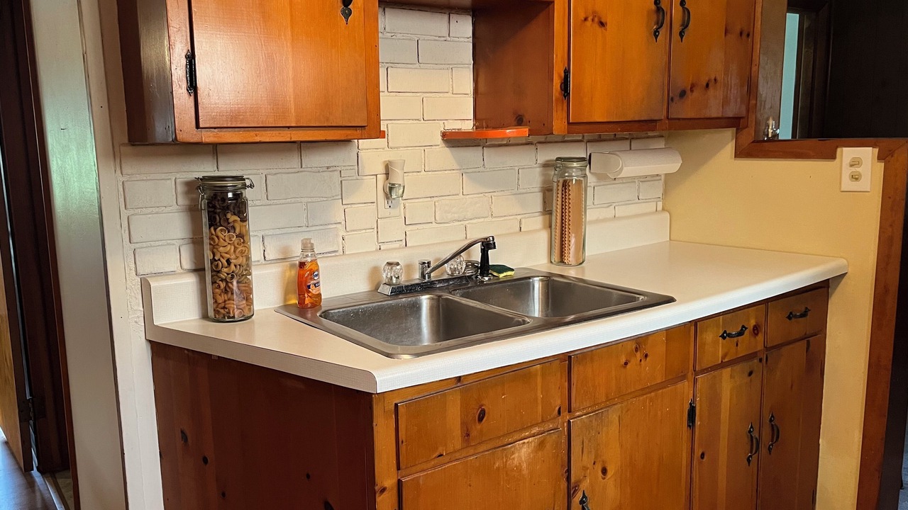 Photo of Kitchen in Clay
