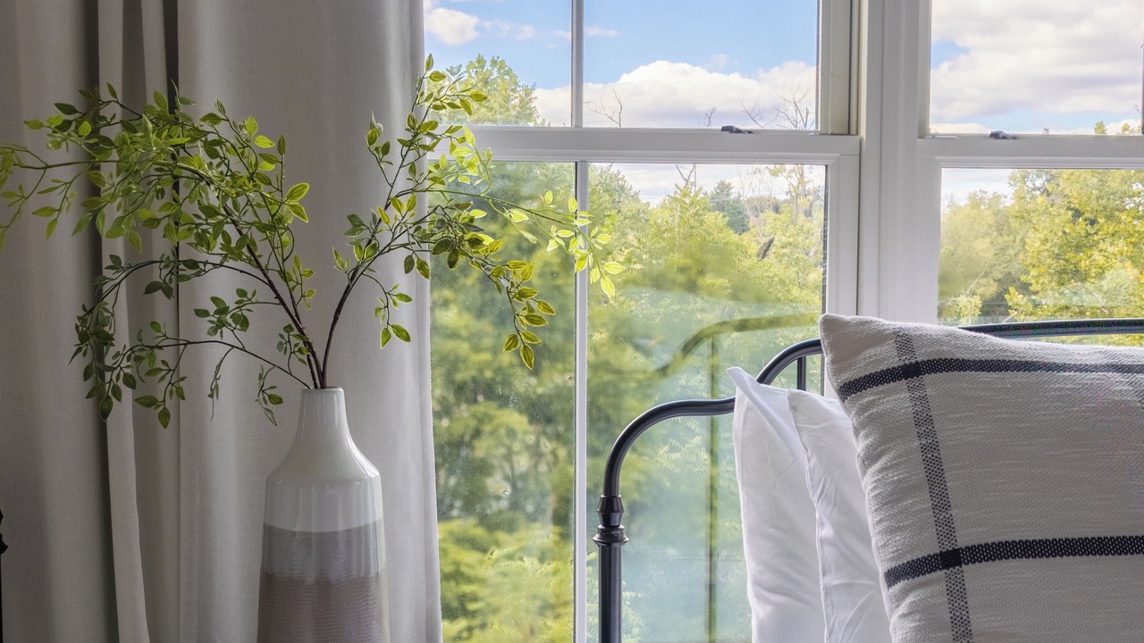 Photo of Bedroom in Harrods Creek