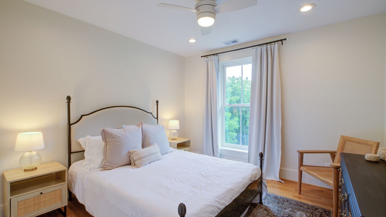 Photo of Bedroom in Harrods Creek
