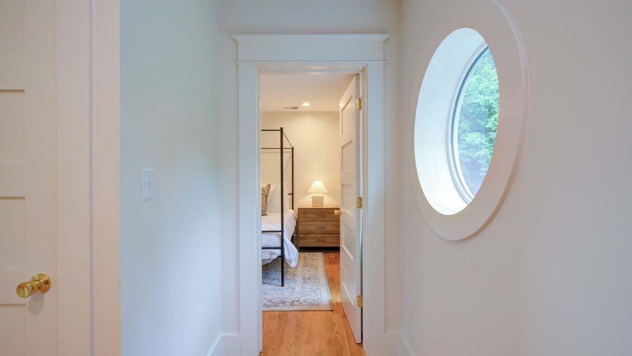 Photo of Bedroom in Harrods Creek