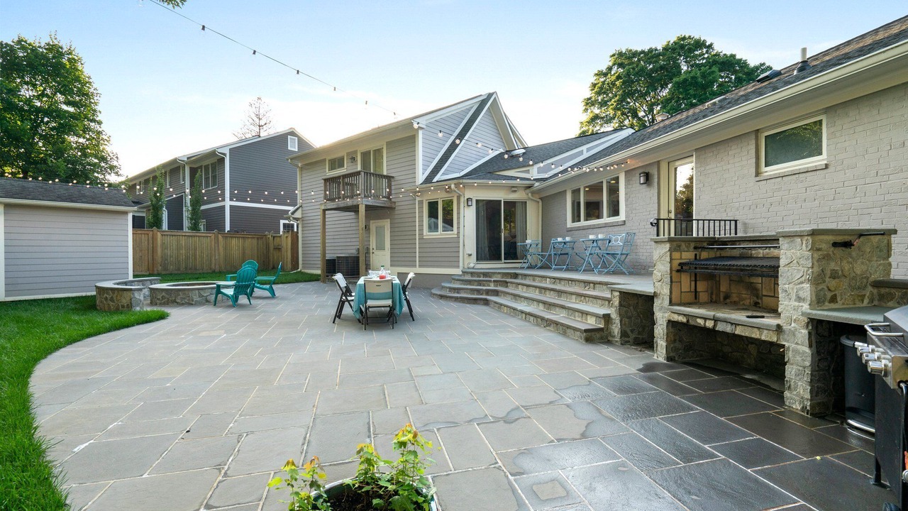 Photo of Outdoor in Arlington