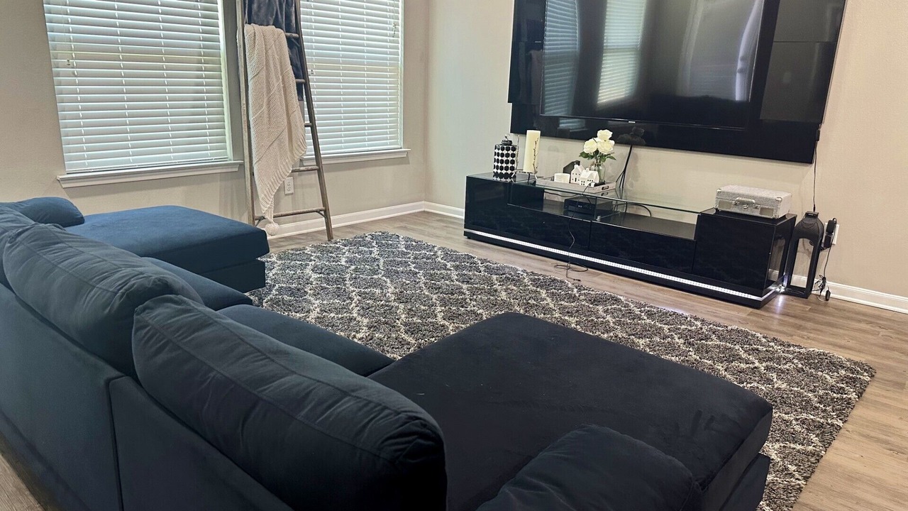 Photo of Livingroom in College Station