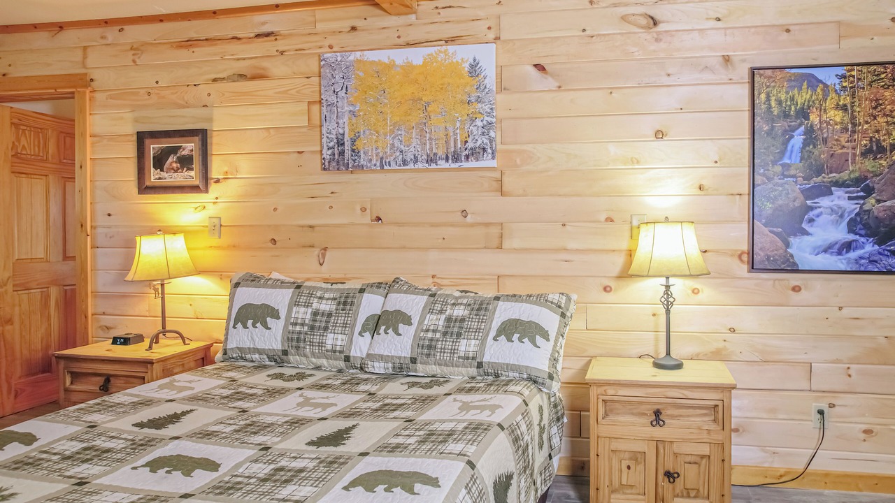Photo of Bedroom in Estes Park