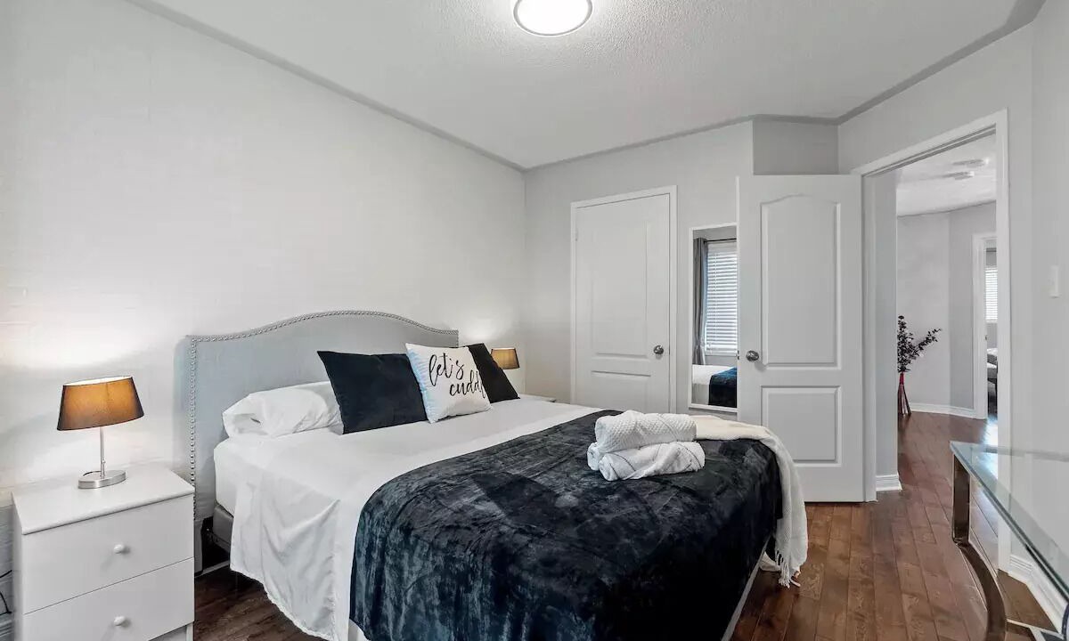 Photo of Bedroom in Richmond Hill