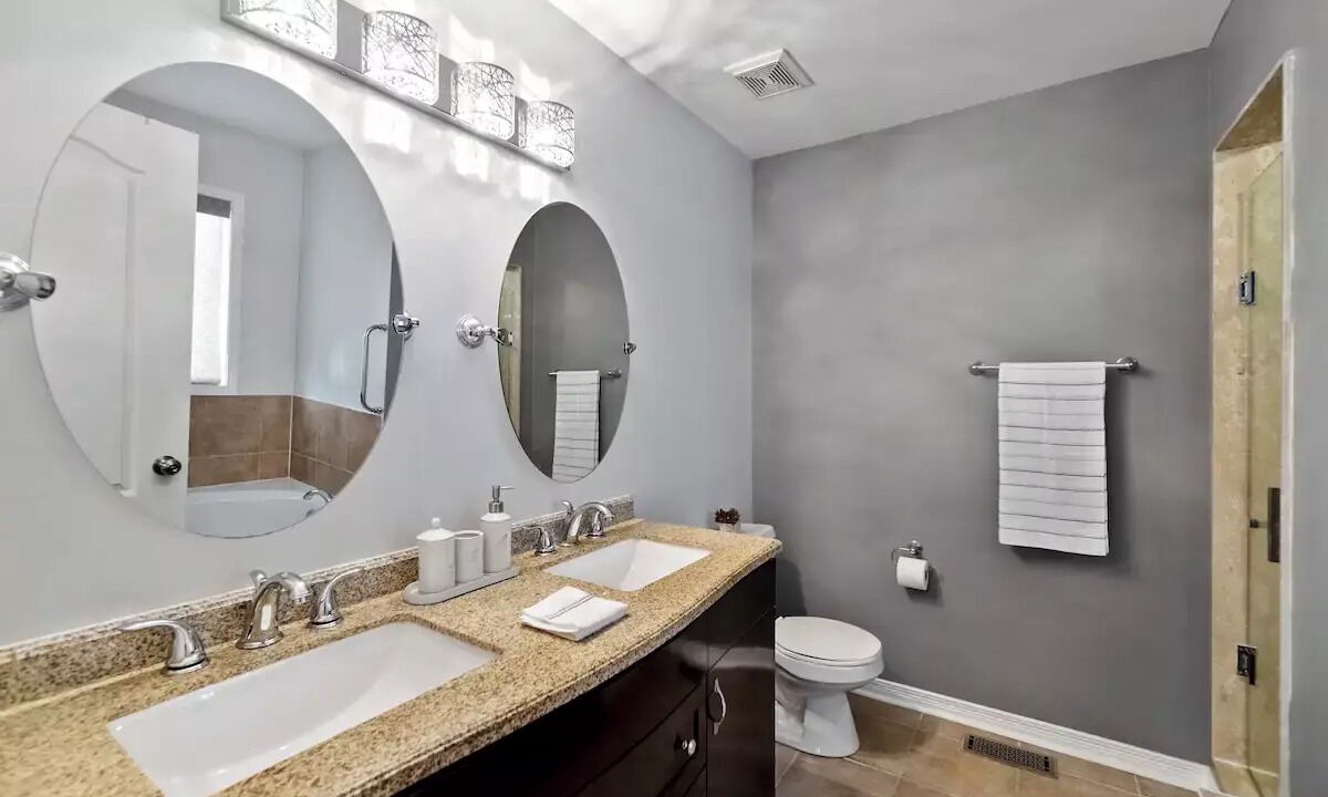 Photo of Bathroom in Richmond Hill