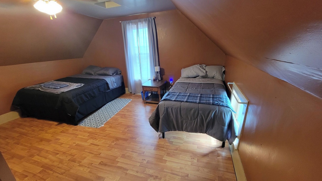 Photo of Bedroom in Cowley County