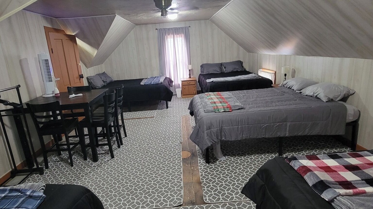 Photo of Bedroom in Cowley County