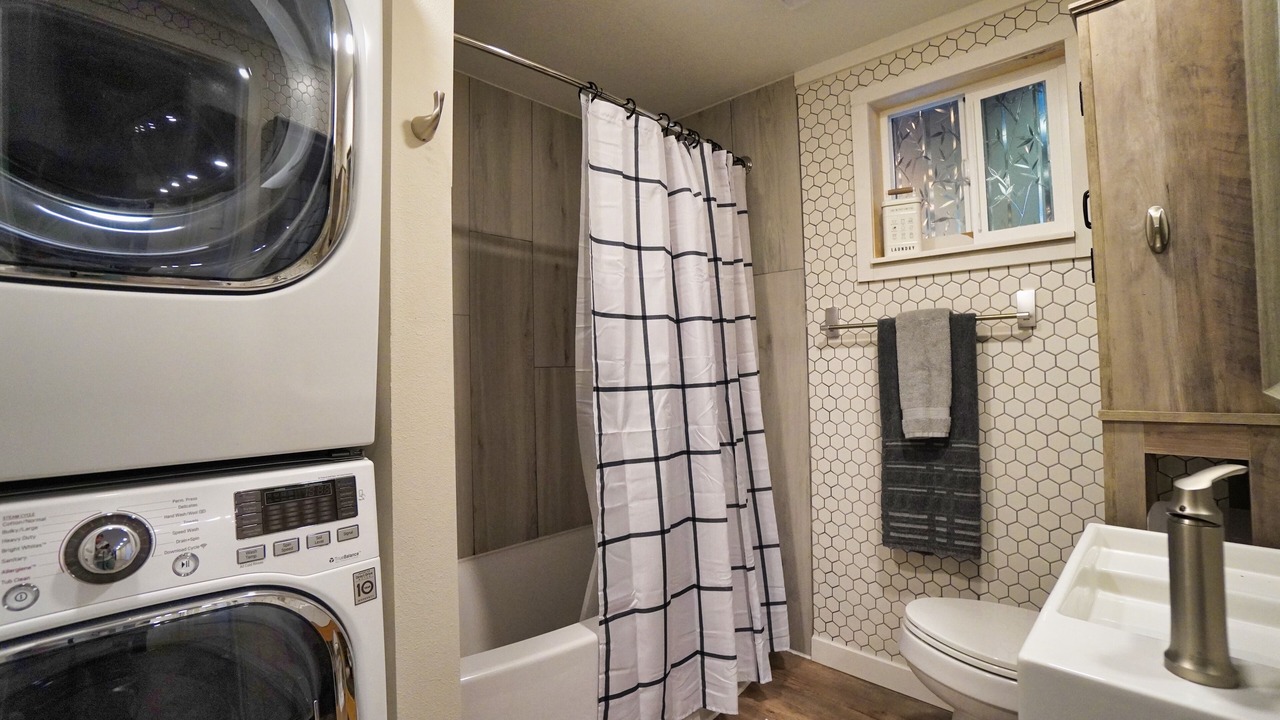 Photo of Bathroom in Grayland