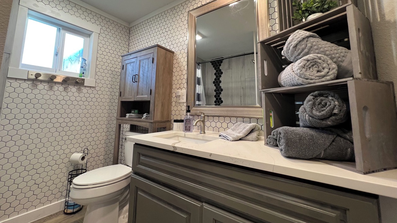 Photo of Bathroom in Grayland