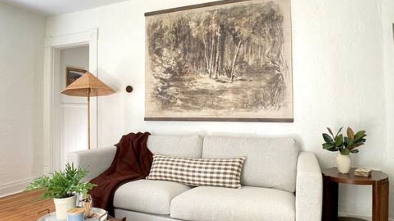 Photo of Livingroom in Clintonville