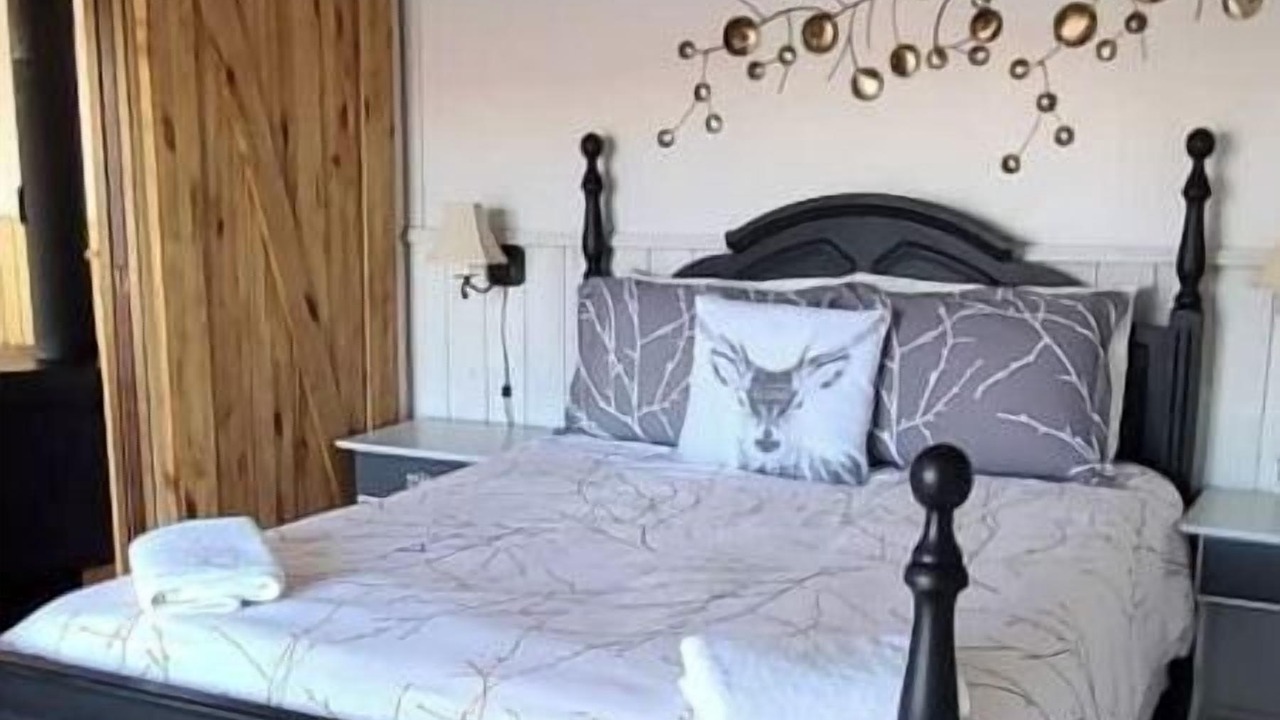 Photo of Bedroom in Otonabee-South Monaghan