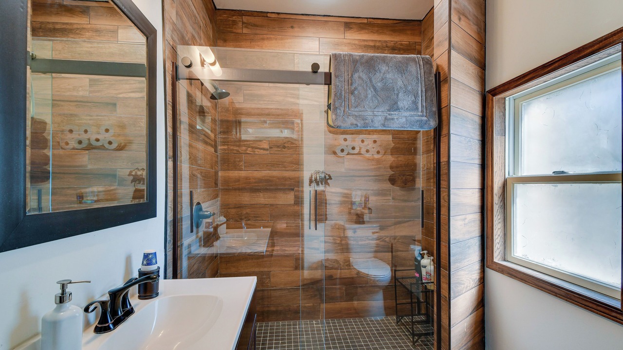 Photo of Bathroom in Saint Mary