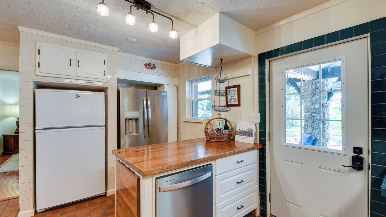 Photo of Kitchen in Saint Mary