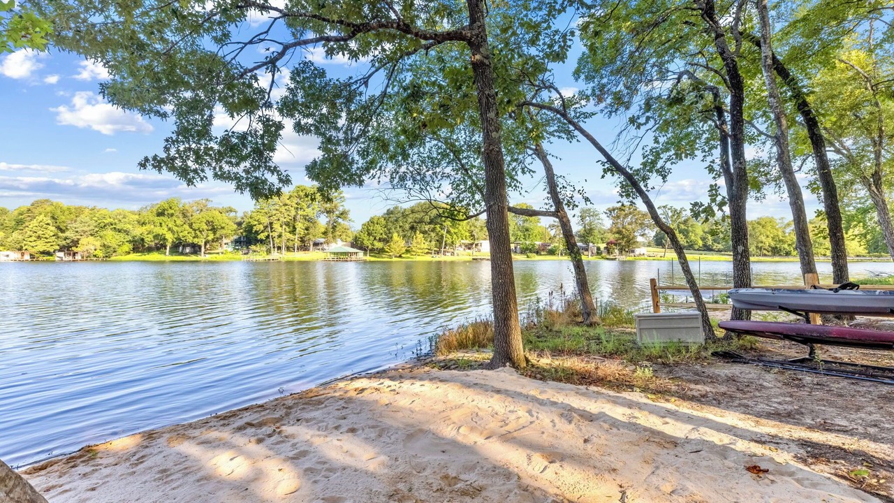 Photo of Outdoor in Mineola