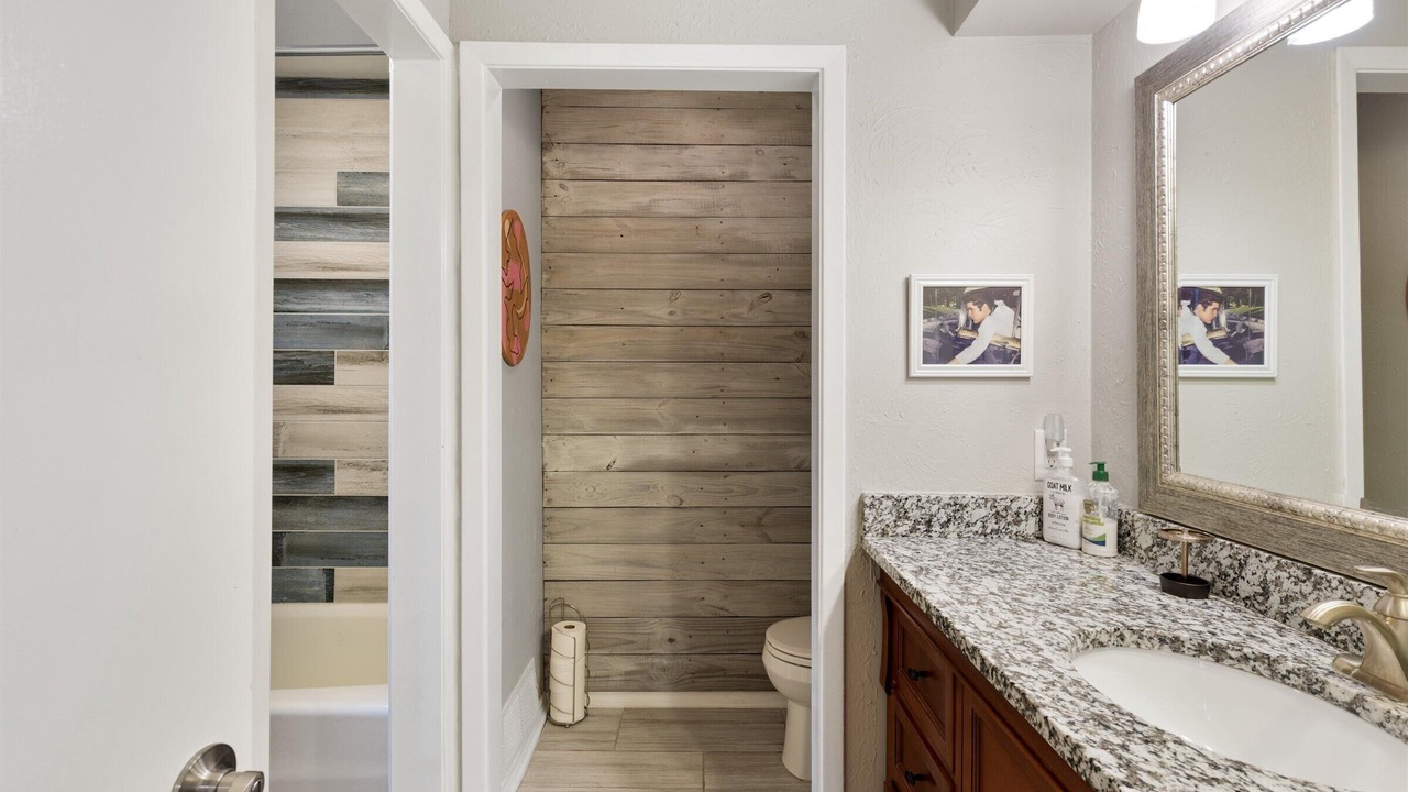 Photo of Bathroom in Rowlett