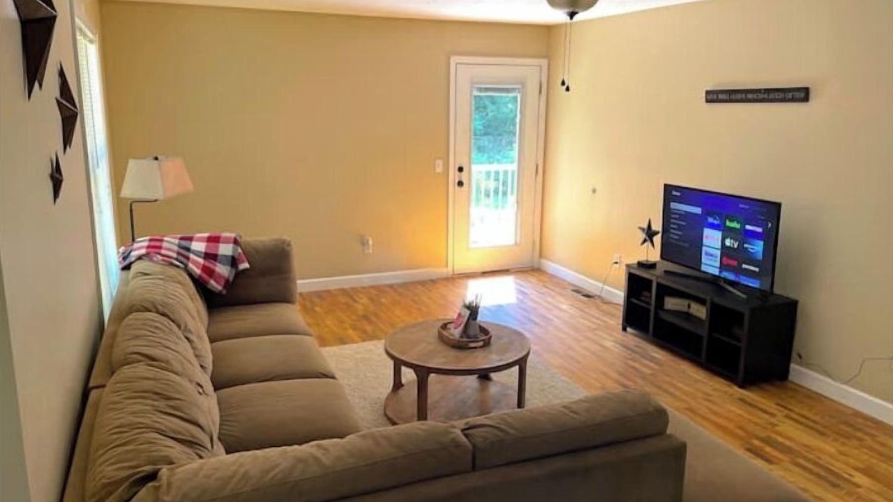 Photo of Livingroom in Dukedom