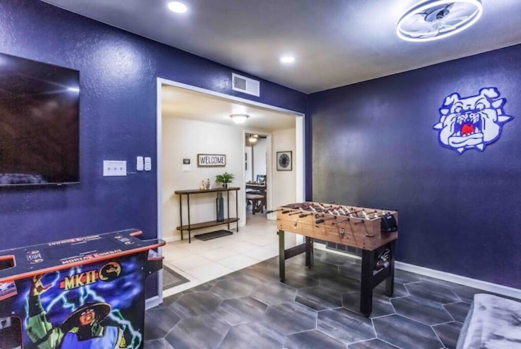 Photo of Bedroom in Raisin