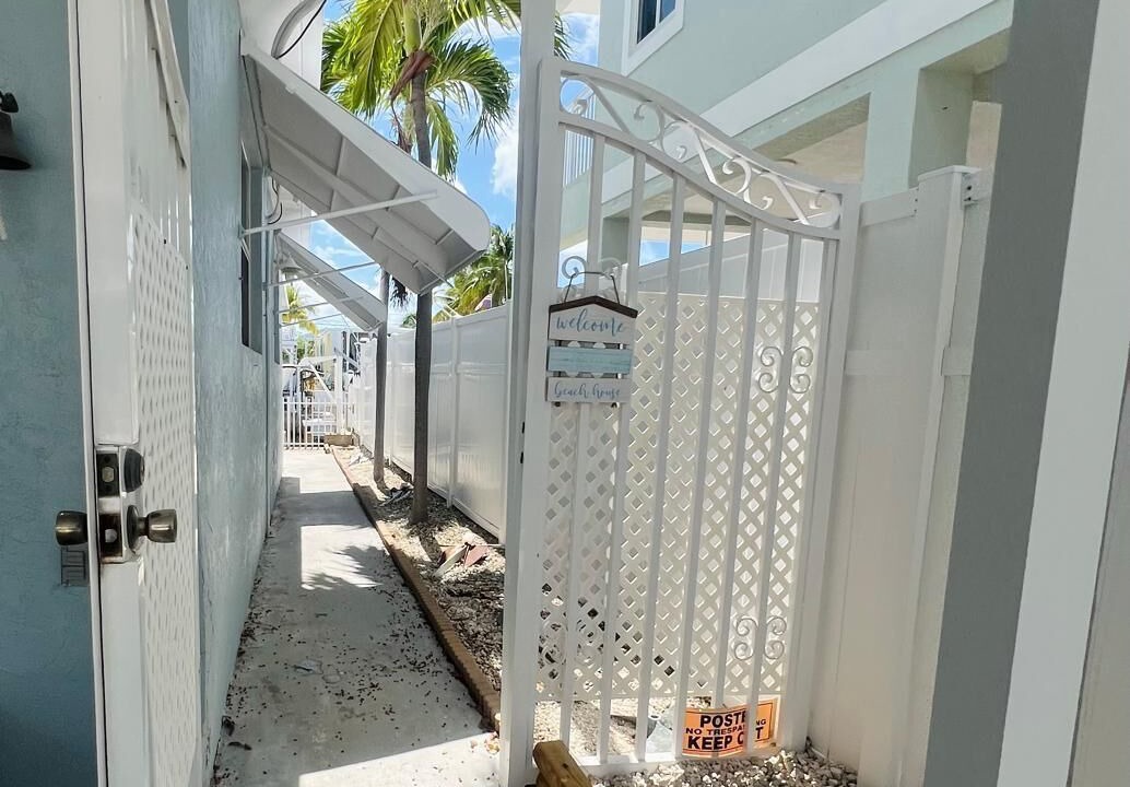Photo of Others in Tavernier
