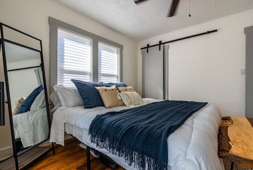 Photo of Bedroom in Nob Hill