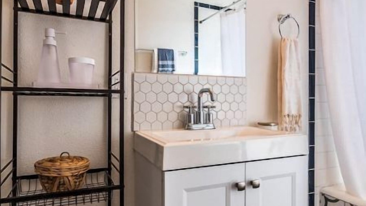 Photo of Bathroom in Nob Hill