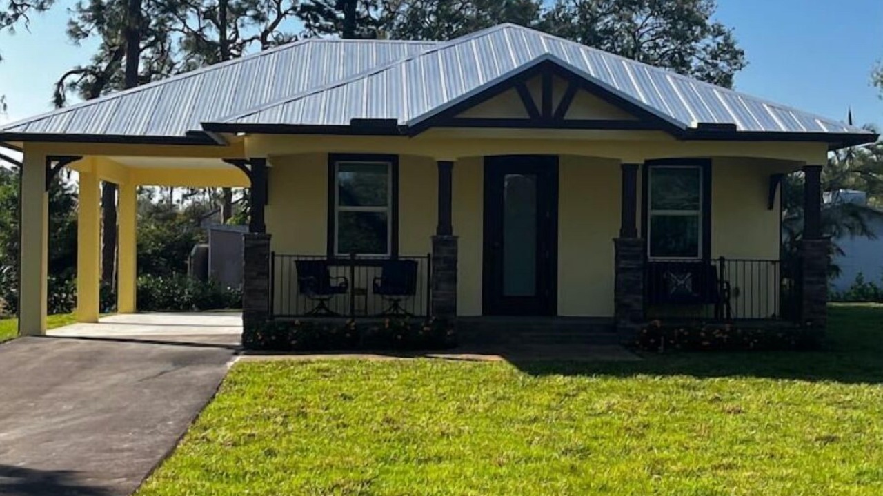 Photo of Outdoor in Estero