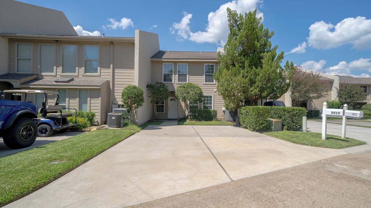 Photo of Outdoor in Walden on Lake Conroe