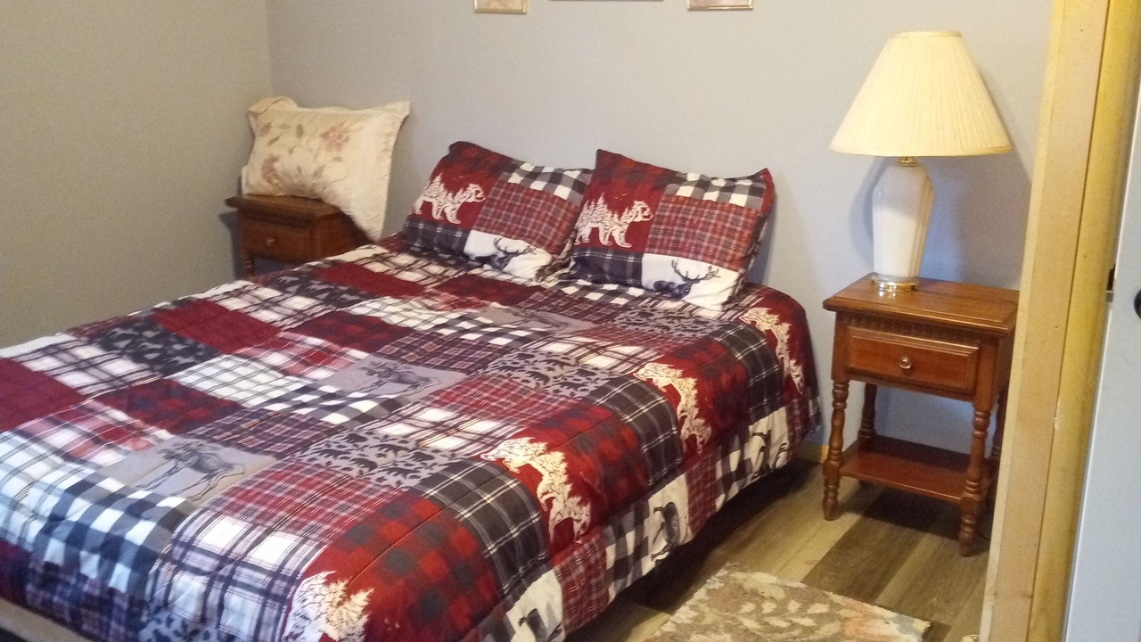 Photo of Bedroom in Benton