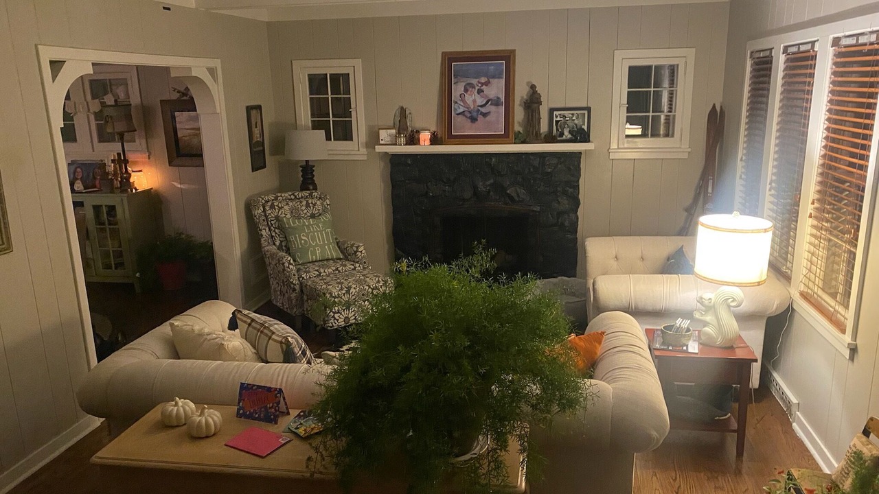 Photo of Livingroom in Southeast Omaha