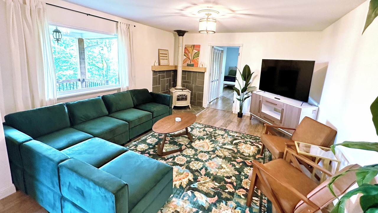 Photo of Bedroom in Dickerson Road