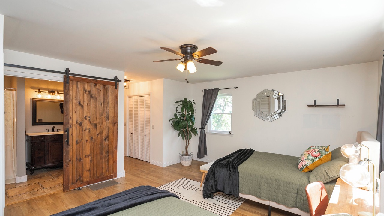 Photo of Bathroom in Dickerson Road