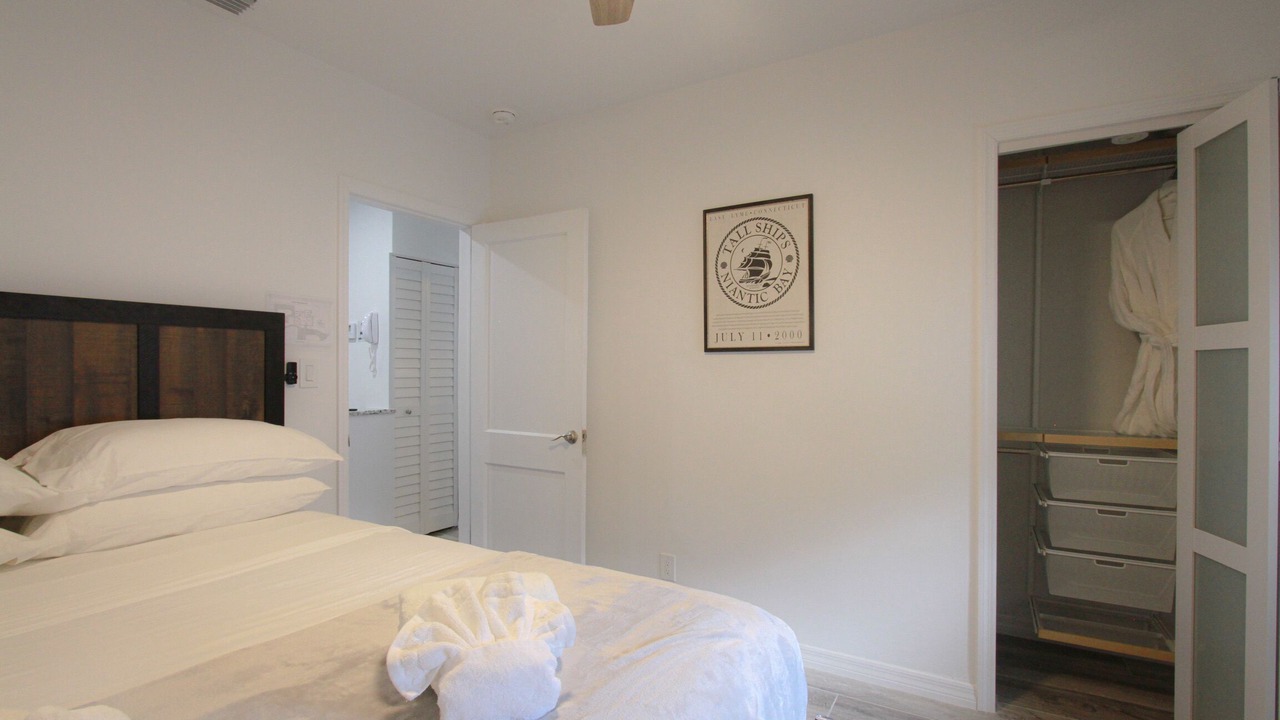 Photo of Bedroom in River Oaks