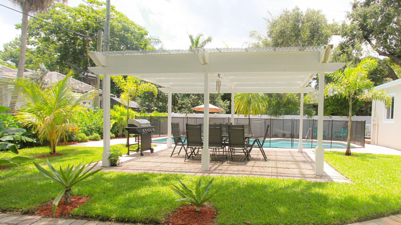 Photo of Outdoor in River Oaks