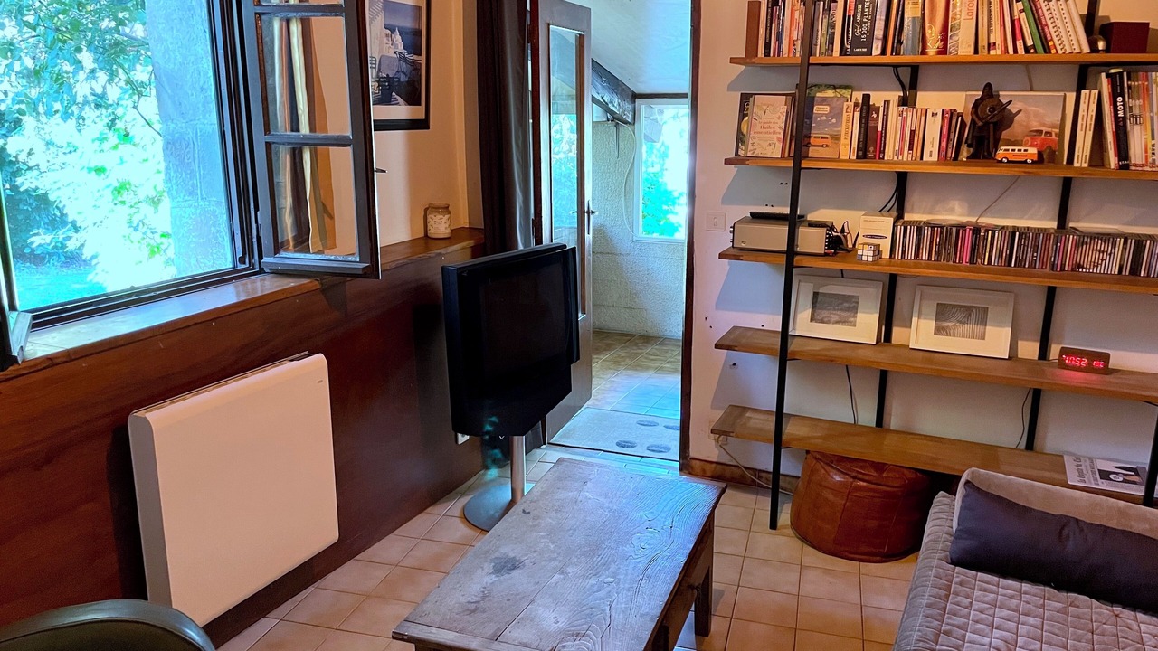 Photo of Livingroom in Bournazel