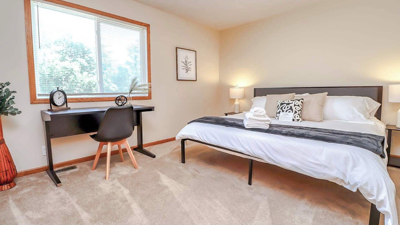 Photo of Bedroom in Lincoln