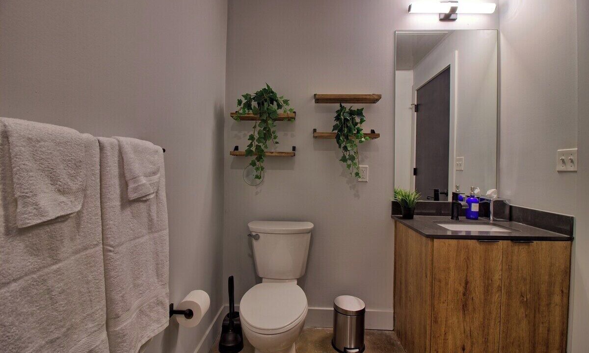 Photo of Bathroom in Midtown
