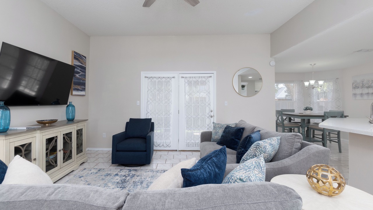 Photo of Livingroom in Brownsville