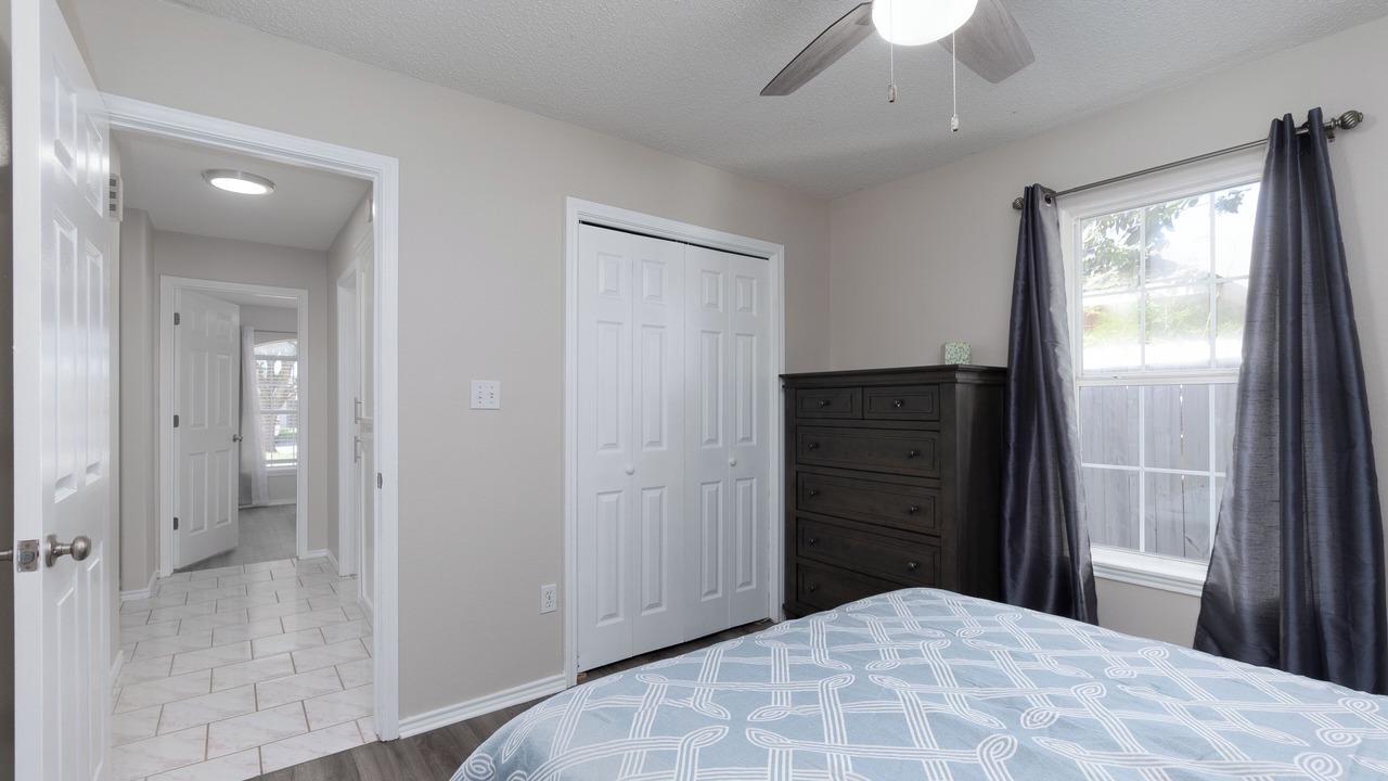 Photo of Bedroom in Brownsville
