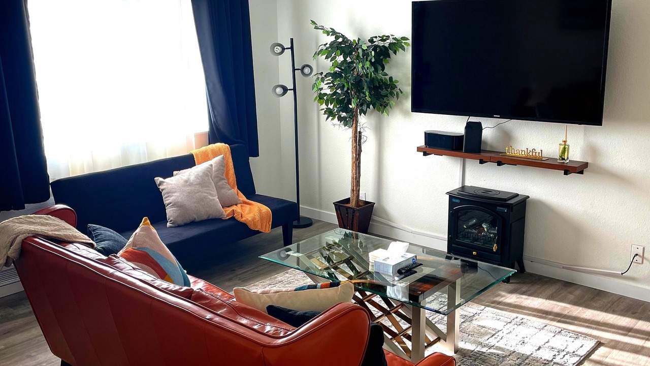 Photo of Livingroom in Nut Tree