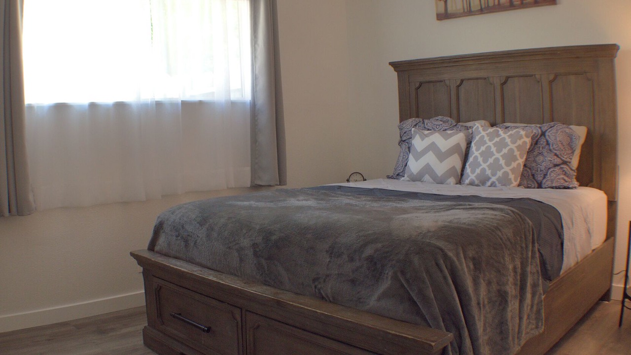 Photo of Bedroom in Nut Tree
