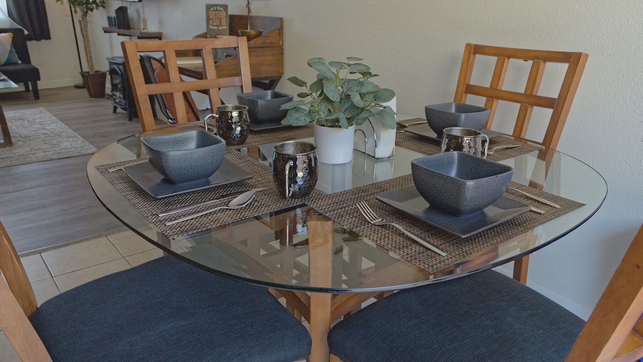 Photo of Others in Nut Tree