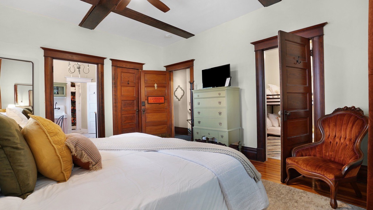 Photo of Bedroom in St. Charles Historic District
