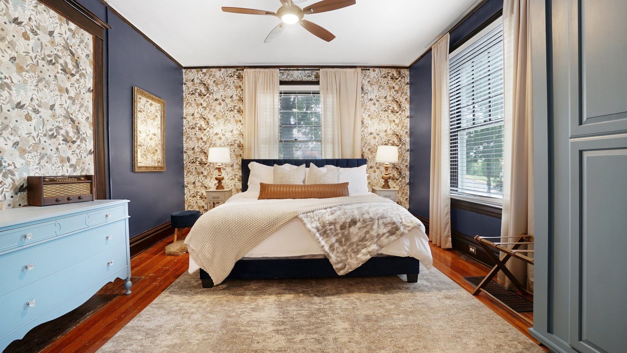 Photo of Bedroom in St. Charles Historic District