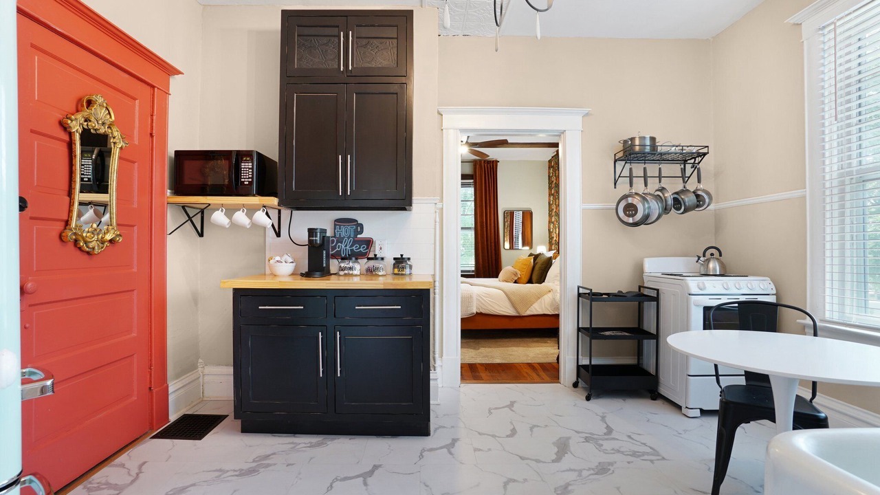 Photo of Others in St. Charles Historic District