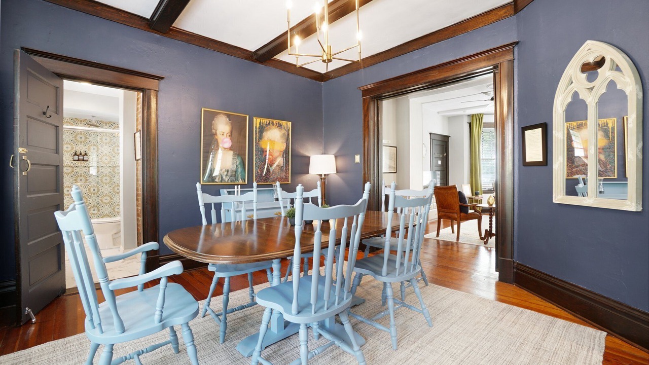 Photo of Others in St. Charles Historic District