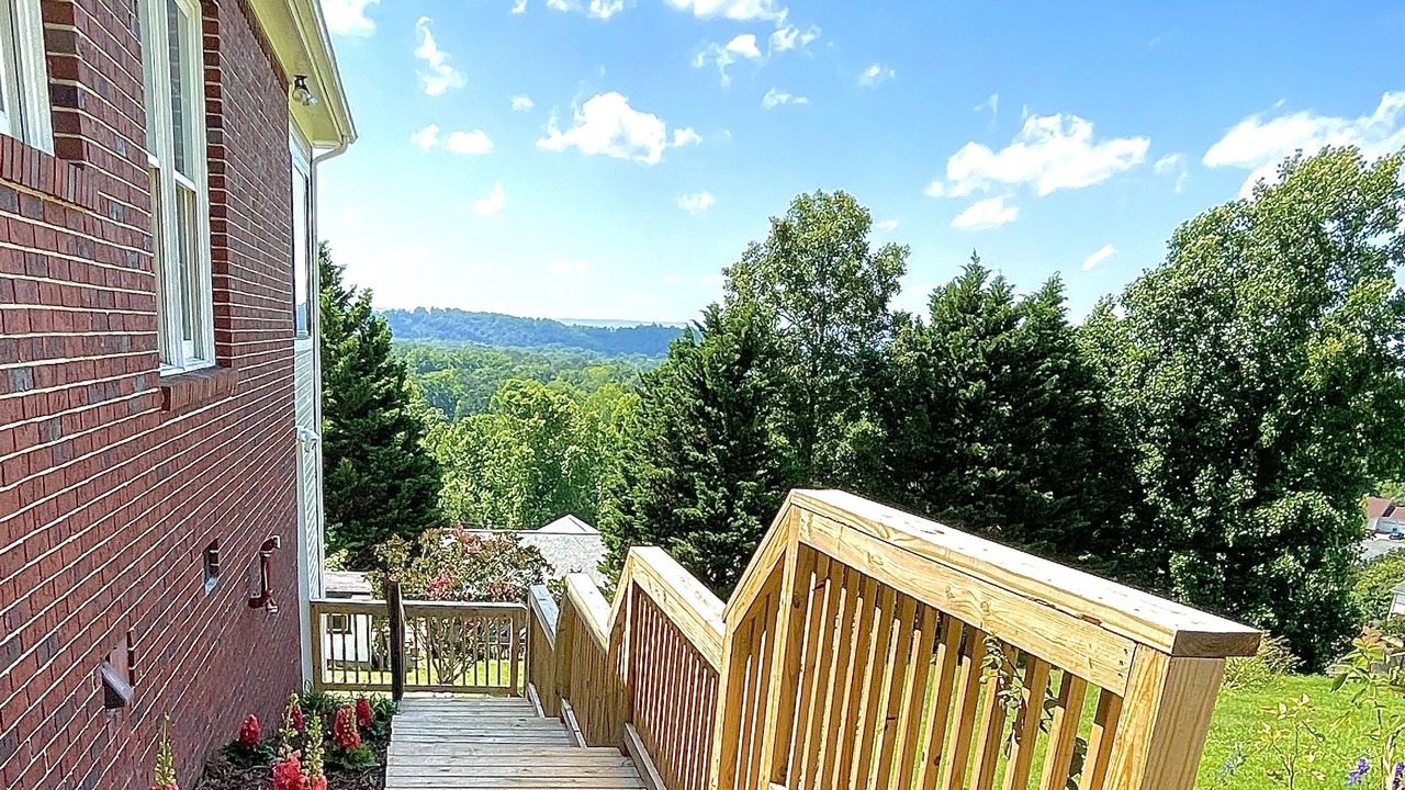 Photo of Outdoor in Graysville