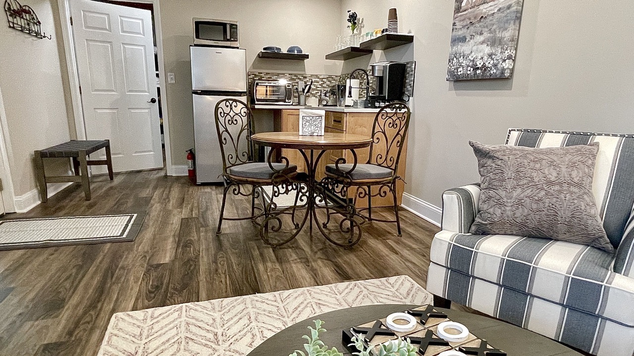 Photo of Others in Graysville