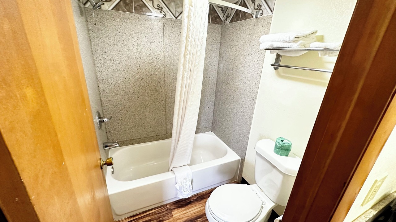 Photo of Bathroom in Iola